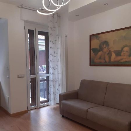 N&Ghomesweethome Raffaelloelegante Appartamento Ideale Casa Vacanze Affari Milano Exteriör bild
