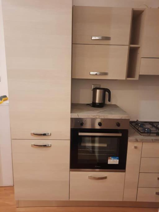 N&Ghomesweethome Raffaelloelegante Appartamento Ideale Casa Vacanze Affari Milano Exteriör bild