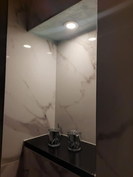 N&Ghomesweethome Raffaelloelegante Appartamento Ideale Casa Vacanze Affari Milano Exteriör bild