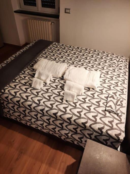 N&Ghomesweethome Raffaelloelegante Appartamento Ideale Casa Vacanze Affari Milano Exteriör bild