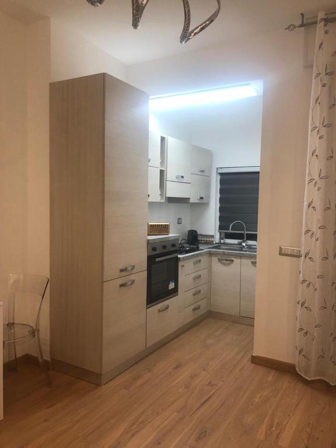 N&Ghomesweethome Raffaelloelegante Appartamento Ideale Casa Vacanze Affari Milano Exteriör bild